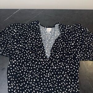 Black and White Patterned Women's Top